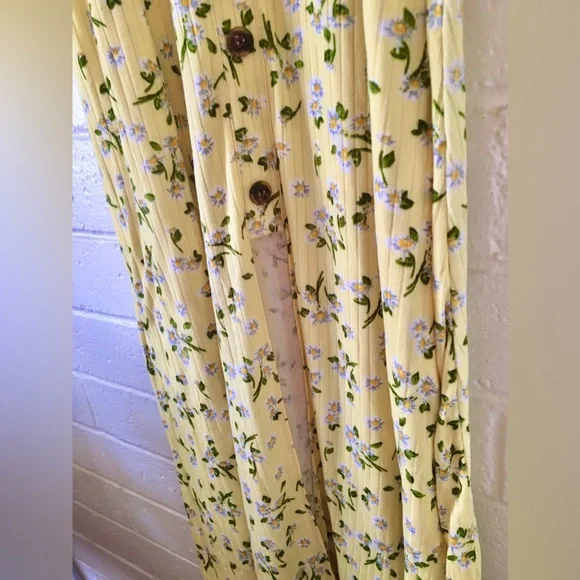 Maxi Long Floral Yellow Sundress  🌻🌞🌼 - Picture 5 of 16